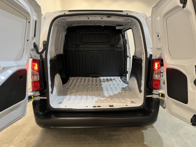 Opel Combo 1.2 PureTech 110 PK L1 BENZINE / Euro 6 / Airco / CarPlay / Camera / Cruise Control / 52.850  KM !! foto 5