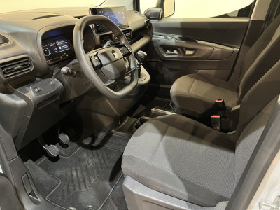 Opel Combo 1.2 PureTech 110 PK L1 BENZINE / Euro 6 / Airco / CarPlay / Camera / Cruise Control / 52.850  KM !! foto 6