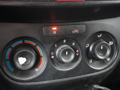 Opel Combo 1.3 CDTi - Airco - Cruise - Trekhaak - €2.499,- Ex. BTW foto 13