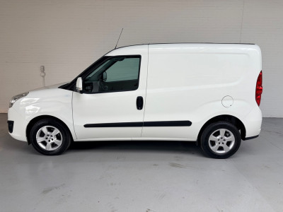 Opel Combo 1.3 CDTi 95PK L1H1 Sport, Airco, CruiseControl, LMV, 1ste eigenaar, Zeer nette bus! RIJKLAARPRIJS! 4