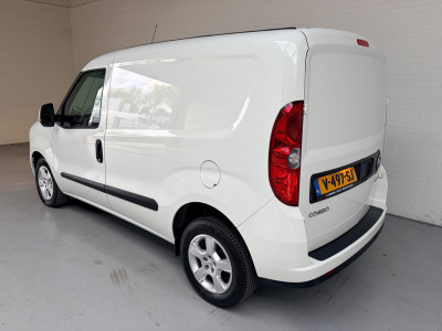 Opel Combo 1.3 CDTi 95PK L1H1 Sport, Airco, CruiseControl, LMV, 1ste eigenaar, Zeer nette bus! RIJKLAARPRIJS! 5