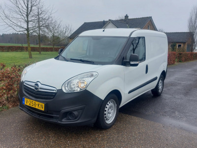 Opel Combo 1.3 CDTi L1H1 Edition AIRCO BJ 2017