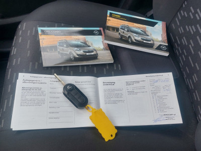 Opel Combo 1.3 CDTi L1H1 Edition AIRCO BJ 2017 foto 7
