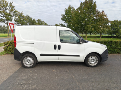 Opel Combo 1.3 CDTi L1H1 Edition AIRCO BJ 2018 foto 14