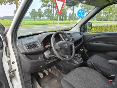 Opel Combo 1.3 CDTi L1H1 Edition AIRCO BJ 2018 foto 3