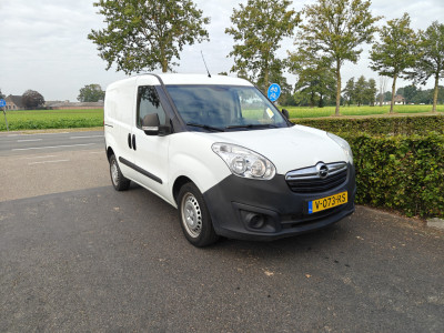 Opel Combo 1.3 CDTi L1H1 Edition AIRCO BJ 2018 foto 4