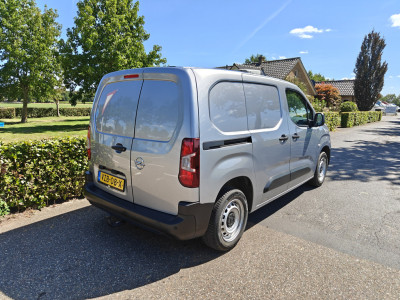 Opel Combo 1.5 BlueHDi 100 S&S L1 AIRCO/NAVI BJ 2023 foto 2