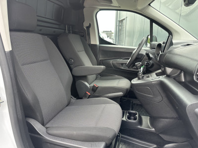 Opel Combo 1.5 BlueHDi 102 PK / L2H1 / FACELIFT MODEL !! / 25.517 KM / CAMERA / AIRCO / CRUISE / APPLE CARPLAY / ANDROID AUTO foto 6