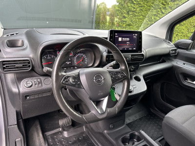Opel Combo 1.5 BlueHDi 130 PK AUTOMAAT / L2H1 / 1e EIG. / STUURVERW. / CRUISE / AIRCO / APPLE CARPLAY / ANDROID AUTO foto 7