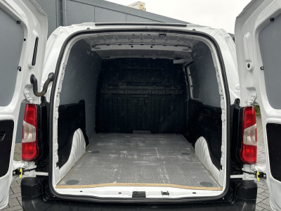 Opel Combo 1.5D 102 PK / L2H1 / 1e EIG. / AIRCO / CRUISE / NAVI / APPLE CARPLAY / ANDROID AUTO foto 22
