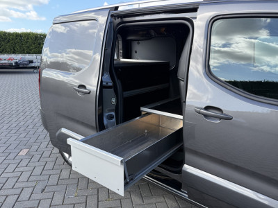 Opel Combo 1.5D 102 PK / L2H1 / Edition / 1e EIG. / INRICHTING / COOLBOX / TREKHAAK / CAMERA / CRUISE / CARPLAY foto 11