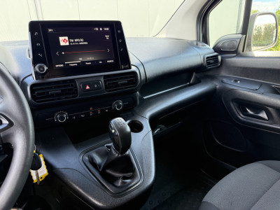 Opel Combo 1.5D 102 PK / L2H1 / Edition / 1e EIG. / INRICHTING / COOLBOX / TREKHAAK / CAMERA / CRUISE / CARPLAY foto 15