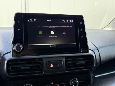Opel Combo 1.5D 102 PK / L2H1 / Edition / 1e EIG. / INRICHTING / COOLBOX / TREKHAAK / CAMERA / CRUISE / CARPLAY foto 18