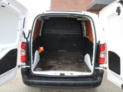 Opel Combo 1.5D 102Pk Edition / Navi / Carplay / Multi stuur foto 11