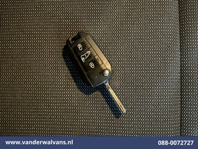 Opel Combo 1.5D 102pk L1H1 Euro6 Airco | Trekhaak | Cruisecontol | Parkeersensoren Bluetooth telefoonvoorbereiding foto 19
