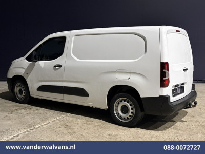 Opel Combo 1.5D 102pk L2H1 Euro6 Airco | Apple Carplay | Trekhaak | Cruisecontrol Parkeersensoren, Android Auto, Zijdeur, Bijrijdersbank foto 8