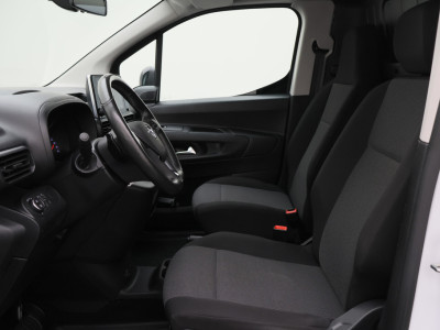 Opel Combo 1.5D L1H1 Automaat Airco, Cruise Control, PDC, Apple CarPlay, Stuurverwarming foto 13