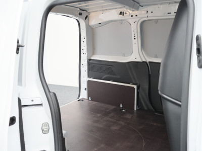 Opel Combo 1.5D L1H1 Automaat Airco, Cruise Control, PDC, Apple CarPlay, Stuurverwarming foto 15