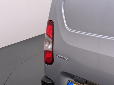 Opel Combo 1.5D L1H1 Edition 102PK! Navigatie, trekhaak, Cruise Control foto 6