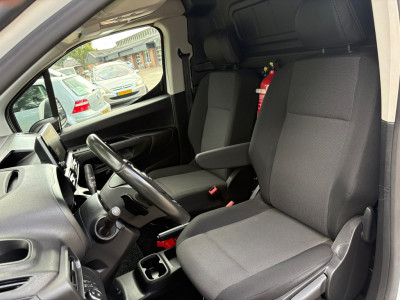 Opel Combo 1.5D L1H1 Edition|131PK|AUTOMAAT|NAP|keyless-pakket|achteruitrijcamera|apple carplay|trekhaak|airco|cruise|parkeersenso foto 16