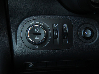Opel Combo 1.5D L1H1 Edition 131PK  / Automaat / Camera / Multi stuur / App connect foto 19