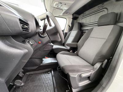 Opel Combo 1.5D L2H1 Edition Full Option Airco, Navi, Cruise C. 102PK! foto 17