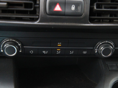 Opel Combo 1.5D L2H1 Edition / Multi stuur / App connect navi / cruise / trekhaak 16