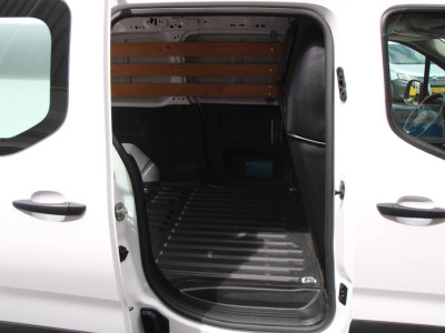 Opel Combo 1.5D L2H1 Edition / Multi stuur / App connect navi / cruise / trekhaak 8