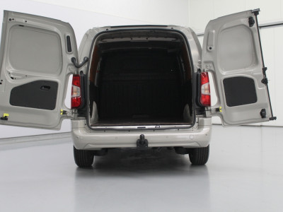 Opel Combo 1.5D L2H1 Innovation 131PK, MARGE !! | AUTOMAAT |  RIJKLAAR |  TREKHAAK | CAMERA | CARPLAY foto 11