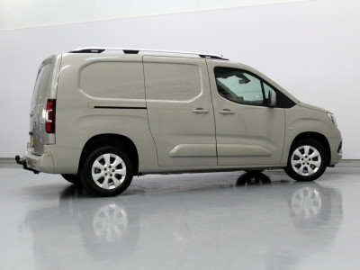 Opel Combo 1.5D L2H1 Innovation 131PK, MARGE !! | AUTOMAAT |  RIJKLAAR |  TREKHAAK | CAMERA | CARPLAY foto 8
