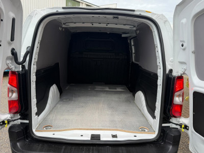 Opel Combo 1.5D L2H1 Standaard / 131PK Automaat / Camera / Stuur verwarming foto 7