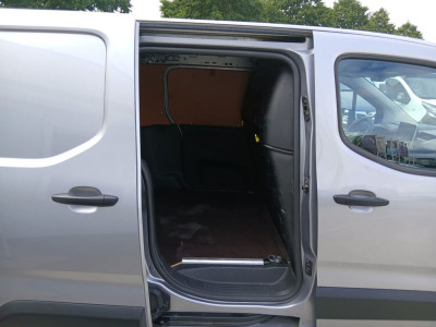 Opel Combo 1.5D L2H1selection 3 pers foto 16