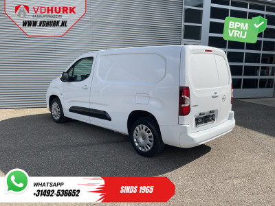 Opel Combo 1.5 HDi 100 pk L2 LED/ 3pers./ Stoelverw./ Stuurverw/ Carplay/ Navi/ Climate/ PDC/ Cruise foto 2