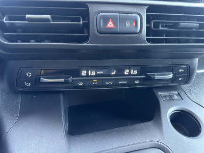 Opel Combo 1.6D 100 PK / L2H1 / AIRCO / CRUISE / NAVI / ECC / APPLE CARPLAY / ANDROID AUTO / PDC 14