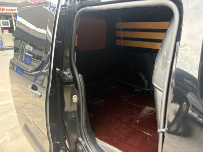 Opel Combo 1.6D L1H1 Edition|MARGE|NAP|apple carplay|cruise|airco|parkeersensoren achter|LED|imperiaal|navi|elektrisch pakke|EURO6 foto 9