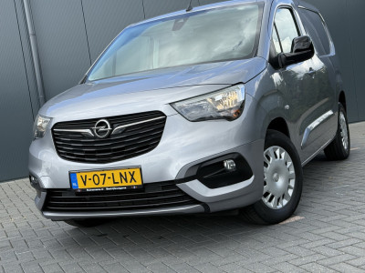 Opel Combo 50kWh 136 PK / AUTOMAAT / L1H1 / CAMERA / 1e EIG. / 35.706 KM! / CRUISE / AIRCO foto 21