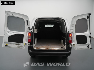 Opel Combo 102pk L2H1 Maxi Airco Navi Carplay Parkeersensoren Euro6 L2 Airco Cruise control foto 8