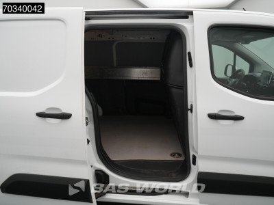 Opel Combo 102pk L2H1 Maxi Airco Navi Carplay Parkeersensoren Euro6 L2 Airco Cruise control foto 9