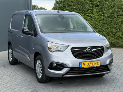 Opel Combo Electric 50kWh 136 PK / AUTOMAAT / L1H1 / CAMERA / 1e EIG. / 35.706 KM! / CRUISE / AIRCO foto 4
