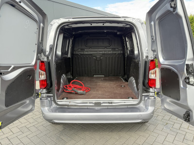 Opel Combo Electric 50kWh 136 PK / AUTOMAAT / L1H1 / CAMERA / 1e EIG. / 35.706 KM! / CRUISE / AIRCO foto 8