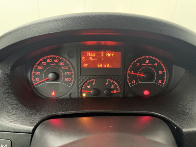 Opel Movano 140PK Bakwagen+Laadklep | 2500KG Trekhaak Dakspoiler | Camera | Airco | Cruise | 3-Zits foto 9