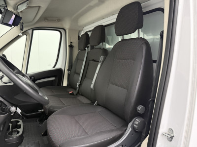 Opel Movano 140PK Bakwagen | Laadklep | Dakspoiler | Camera | Airco | 3-Zits | Cruise 19