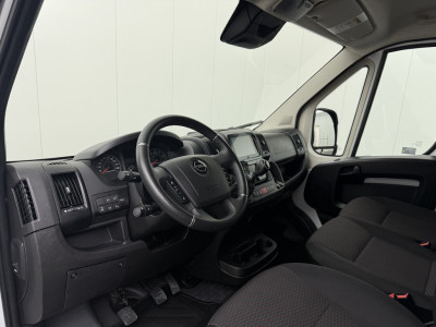 Opel Movano 140PK L3H2 | Navigatie | Camera | Multimedia | Airco | Cruise | 3-Zits foto 3