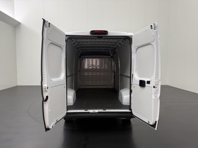 Opel Movano 140PK L3H2 | Navigatie | Camera | Multimedia | Airco | Cruise | 3-Zits foto 4