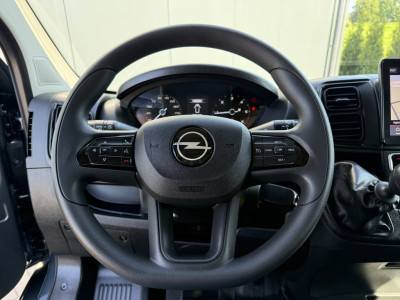 Opel Movano 2.2D 120 PK / L2H2 / ** NIEUW BPM VRIJ ** / TREKHAAK / CAMERA / 3-ZITS / ECC / LED / CRUISE / LANE ASSIST 10