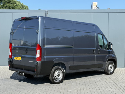 Opel Movano 2.2D 120 PK / L2H2 / ** NIEUW BPM VRIJ ** / TREKHAAK / CAMERA / 3-ZITS / ECC / LED / CRUISE / LANE ASSIST 3