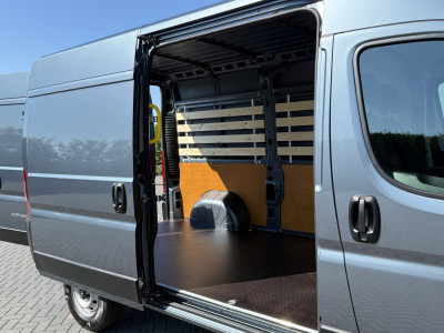 Opel Movano 2.2D 120 PK / L2H2 / ** NIEUW BPM VRIJ ** / TREKHAAK / CAMERA / 3-ZITS / ECC / LED / CRUISE / LANE ASSIST 9