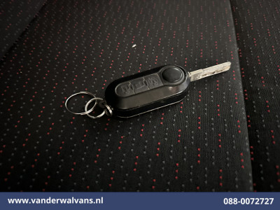Opel Movano 2.2D 120pk L2H2 Euro6 Airco | Camera | Cruisecontrol | Parkeersensoren Bijrijdersbank foto 19