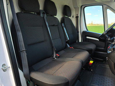 Opel Movano 2.2D 140 L2H2 3.5T - 140 Pk - Euro 6 - ParkeerCamera - Airco - Cruise Control foto 12