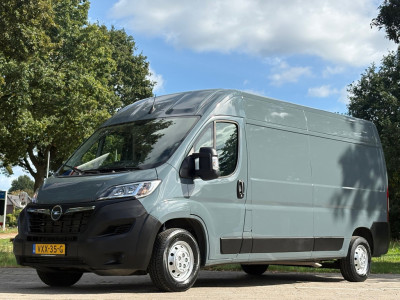 Opel Movano 2.2D 140PK L3H2|trekhaak 2500KG|apple CarPlay|achteruitrijcamera|airco|cruise|drie zitplaatsen|parkeersensoren|EURO6.